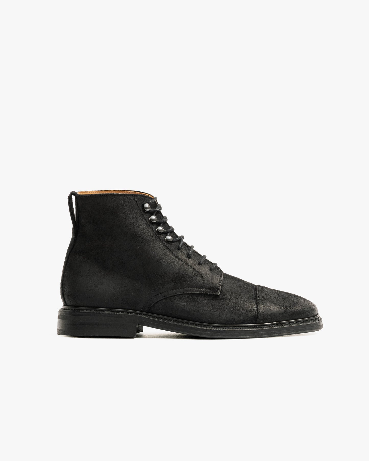 Abisko – Black Waxed Suede