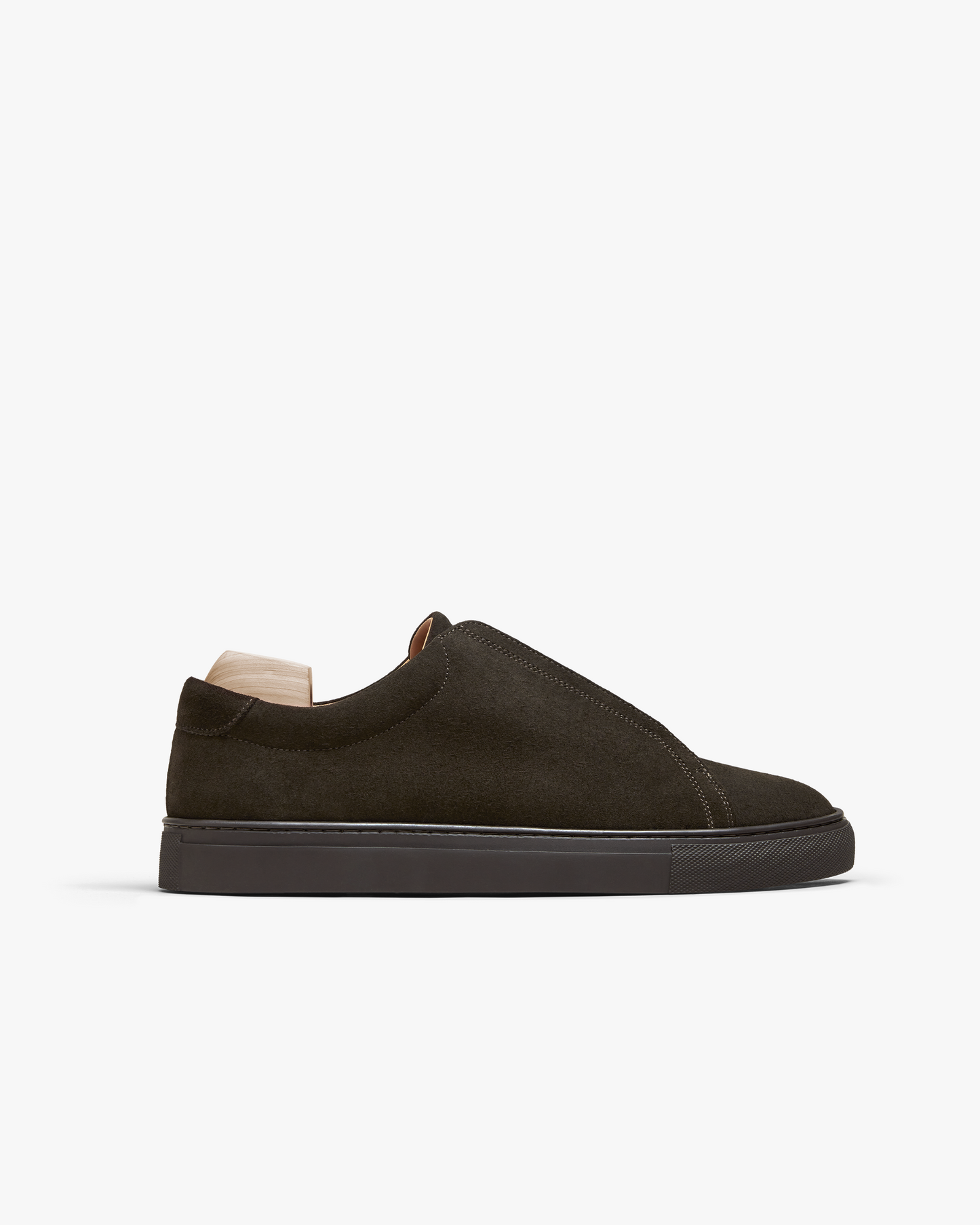 Alnö – Dark Brown Suede