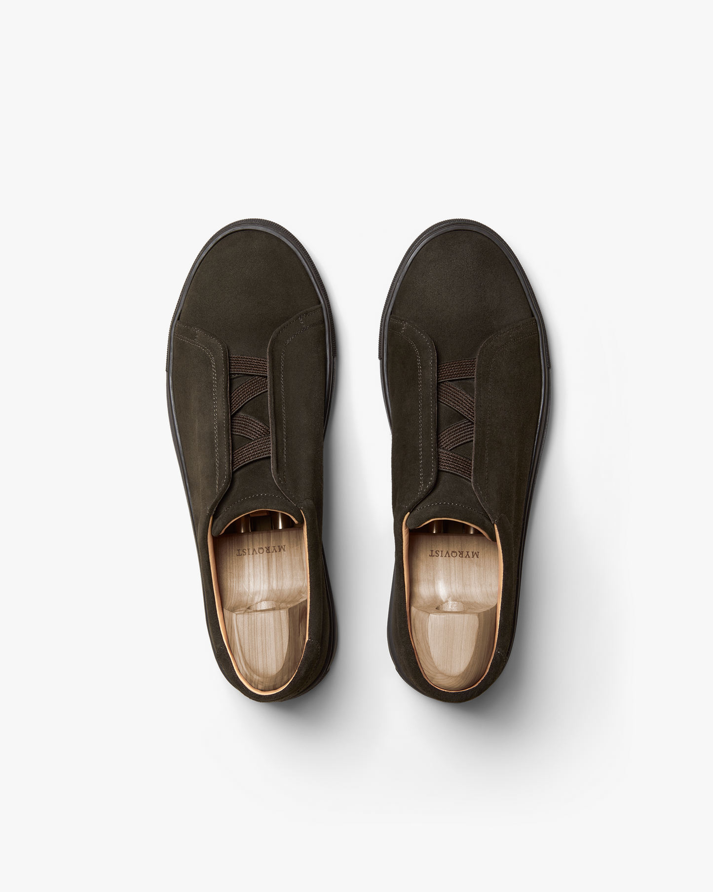 Alnö – Dark Brown Suede