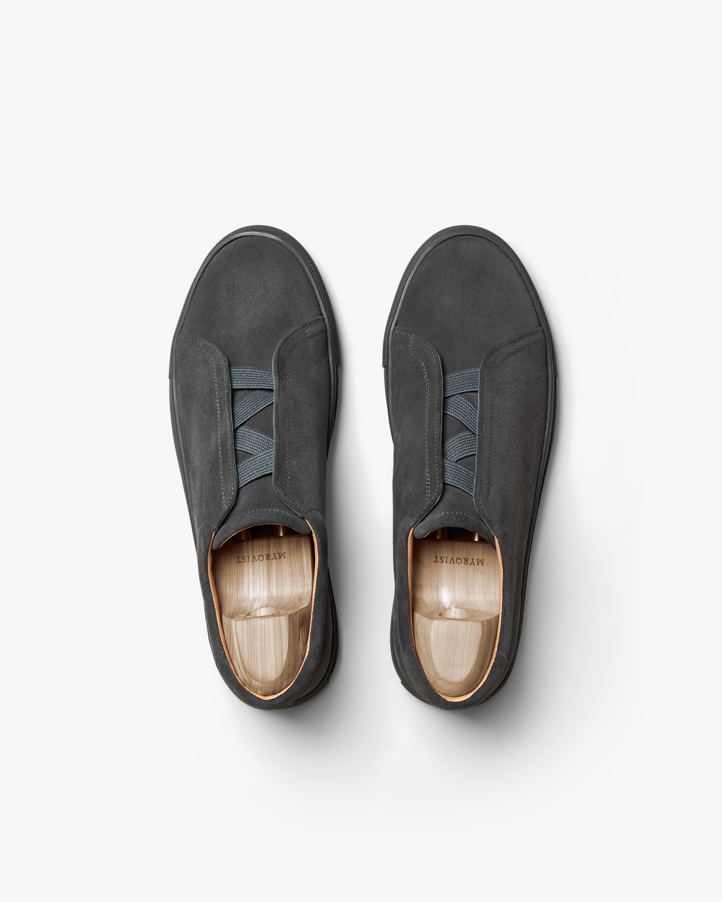 Alnö – Dark Grey Suede