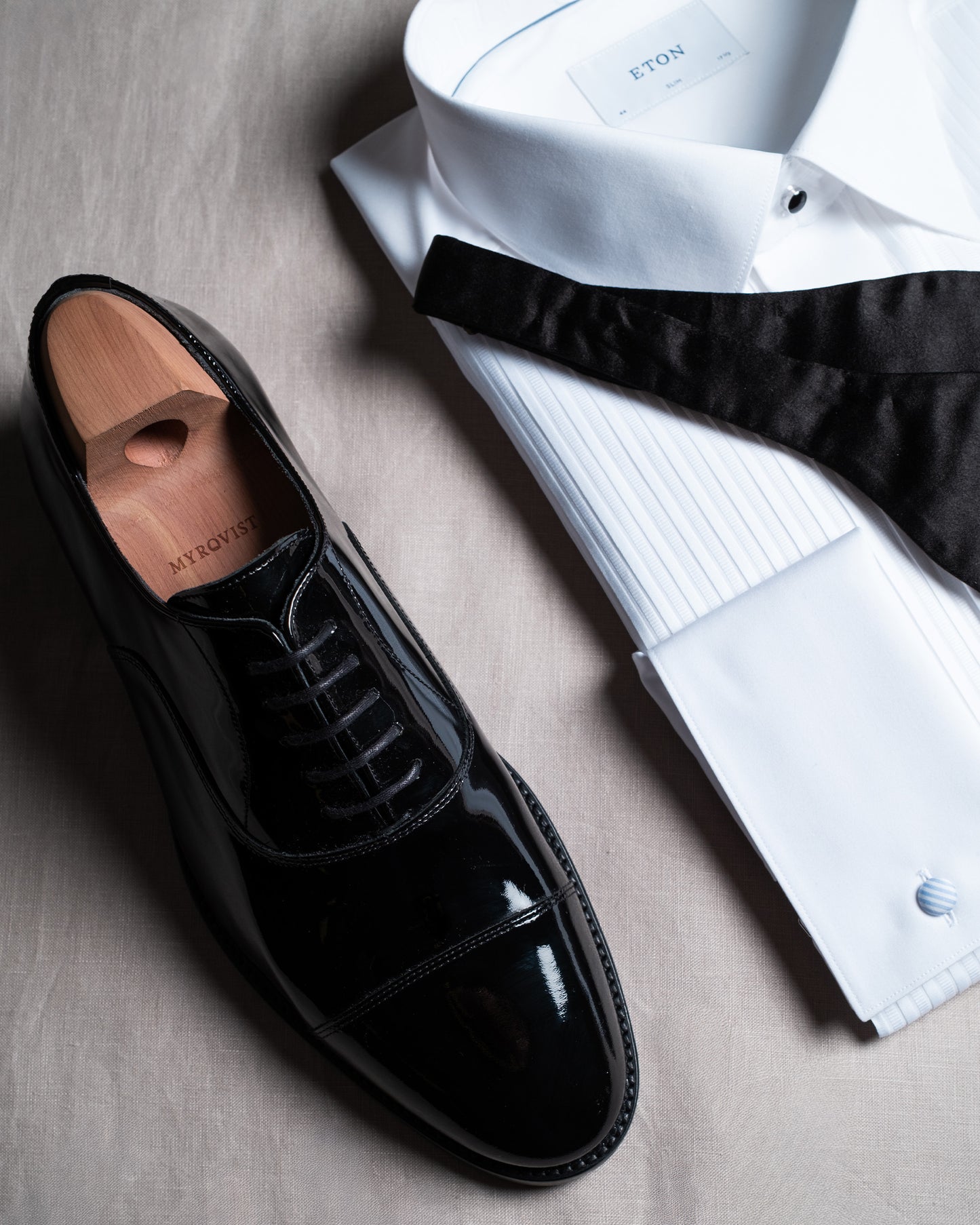 Vinterviken II – Black Patent Leather