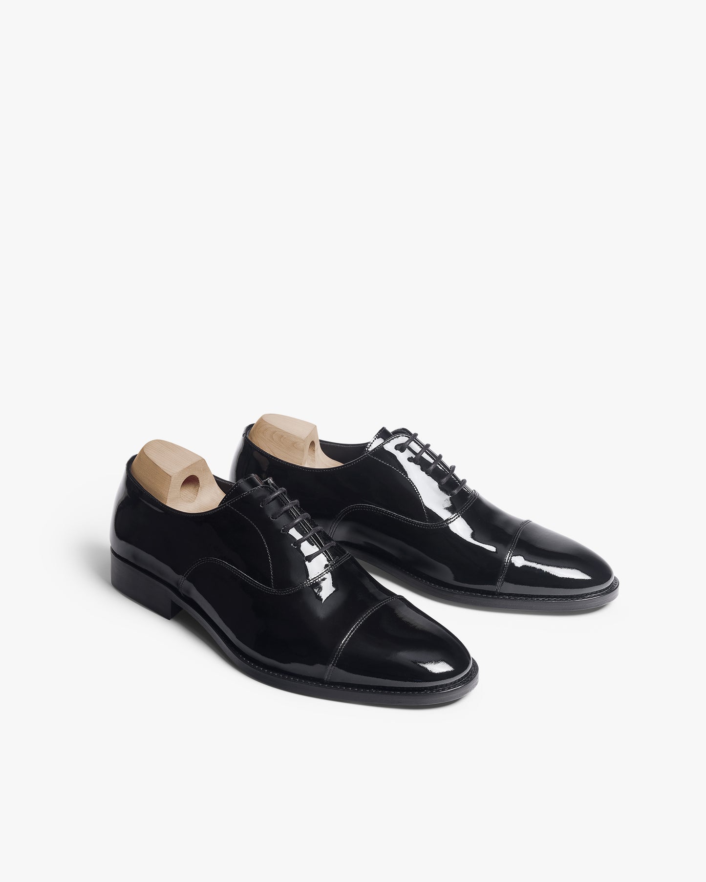 Vinterviken II – Black Patent Leather