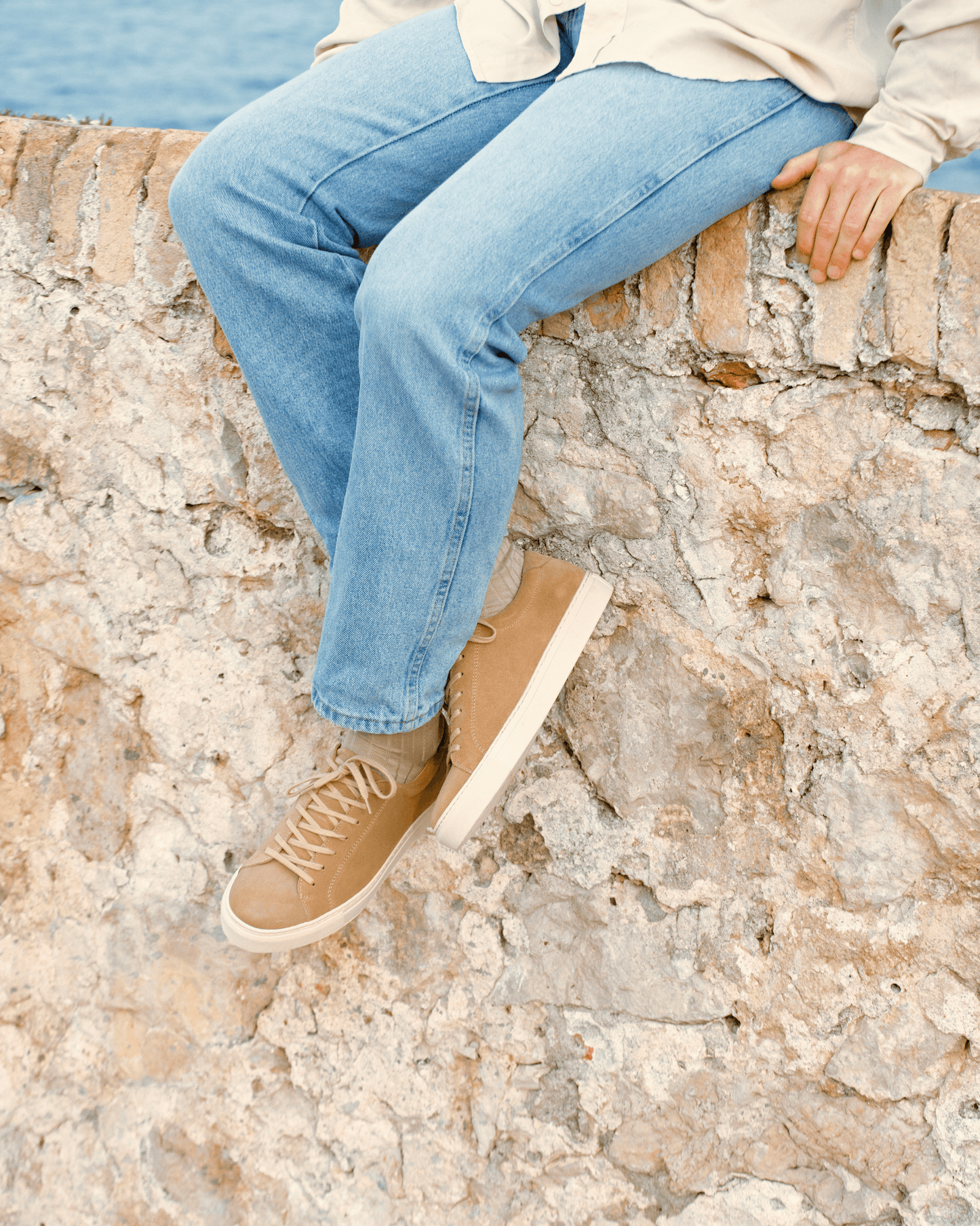 Oaxen – Beige Suede